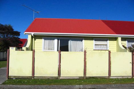Photo of property in 12 Ngarimu Street, Greymouth, 7805