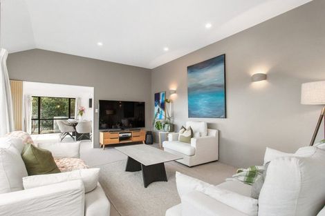Photo of property in 106 Cannon Hill Crescent, Mount Pleasant, Christchurch, 8081