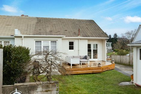 Photo of property in 2 Plunket Terrace, Hamilton East, Hamilton, 3216