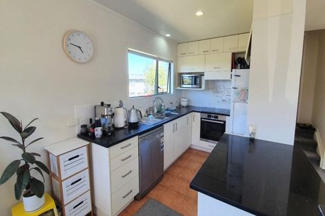 Photo of property in 54b Verran Road, Birkdale, Auckland, 0626