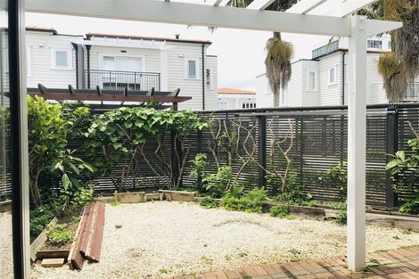 Photo of property in 9/218 Green Lane West, Epsom, Auckland, 1051