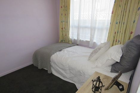 Photo of property in 2/153 Clarence Street, Riccarton, Christchurch, 8011