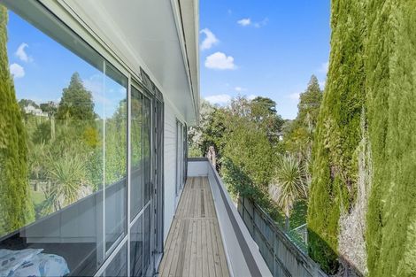 Photo of property in 1/17 Lyons Avenue, Murrays Bay, Auckland, 0630