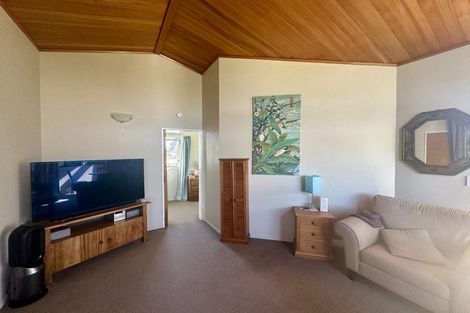 Photo of property in 43 Ohiwa Parade, Ohope, 3121