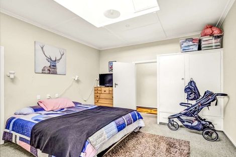 Photo of property in 219 South Road, Hawera, 4610