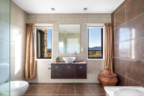 Photo of property in 309 Golden Road, Springvale, Alexandra, 9393