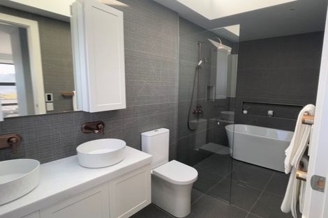 Photo of property in 14 Rotorua Grove, Aotea, Porirua, 5024