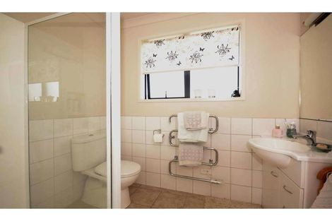 Photo of property in 28 Ranui Avenue, Kerikeri, 0230