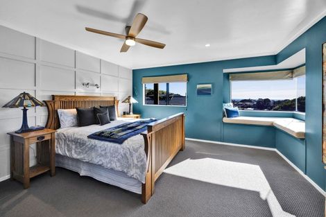 Photo of property in 82 Wallath Road, Westown, New Plymouth, 4310