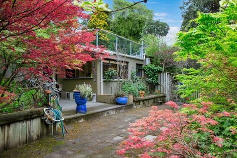 Photo of property in 22c Sequoia Grove, Merrilands, New Plymouth, 4312