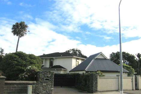 Photo of property in 81 Ludlam Crescent, Woburn, Lower Hutt, 5010