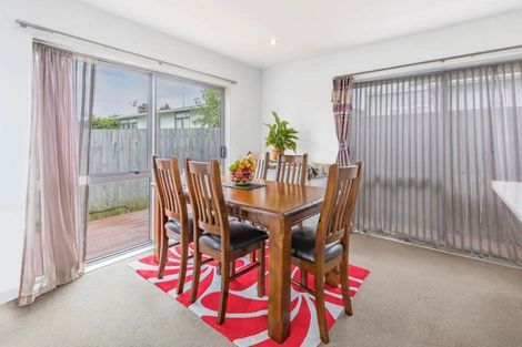 Photo of property in 163a Beach Haven Road, Beach Haven, Auckland, 0626
