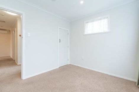 Photo of property in 27 Pembroke Street, Highbury, Palmerston North, 4412