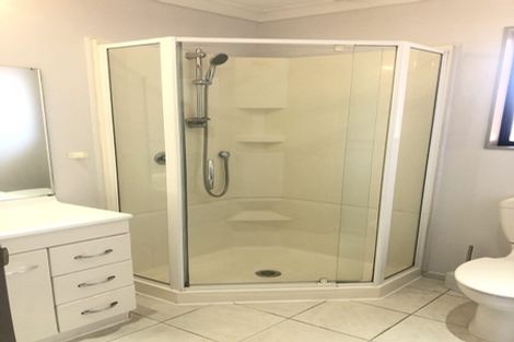 Photo of property in 18 William Roberts Road, Pakuranga, Auckland, 2010