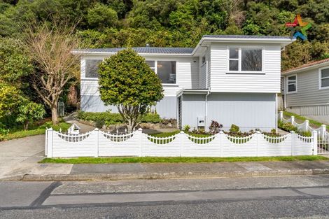 Photo of property in 61 Cleary Street, Waterloo, Lower Hutt, 5011
