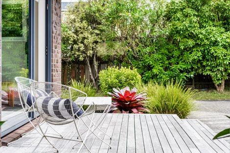Photo of property in 1/4a Harley Road, Hauraki, Auckland, 0622