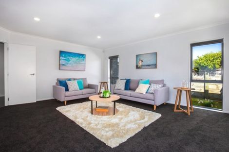 Photo of property in 120 Endeavour Drive, Whitby, Porirua, 5024