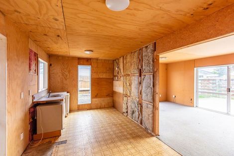 Photo of property in 8a Kebbell Avenue, Levin, 5510