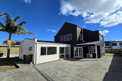 Photo of property in 2/53 Milton Road, Papatoetoe, Auckland, 2024
