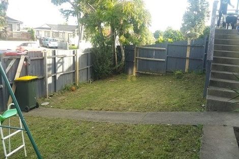 Photo of property in 10 Massine Place, Randwick Park, Auckland, 2105