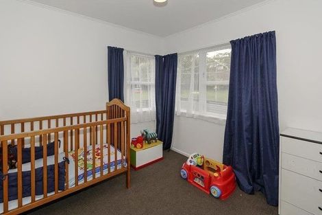 Photo of property in 42 Glendene Avenue, Glendene, Auckland, 0602