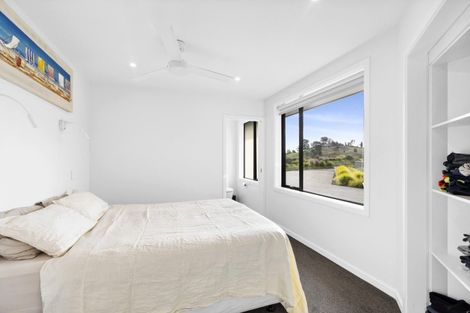 Photo of property in 2 Mahoe Close, Upper Moutere, 7173