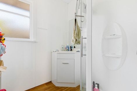 Photo of property in 12 Haslett Place, Upper Riccarton, Christchurch, 8041