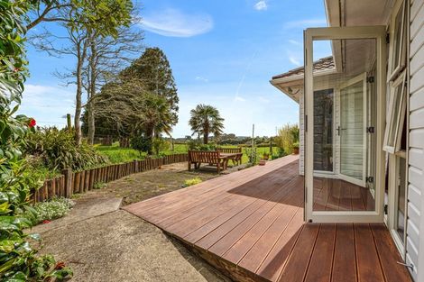 Photo of property in 59 Alfred Road, Egmont Village, New Plymouth, 4371