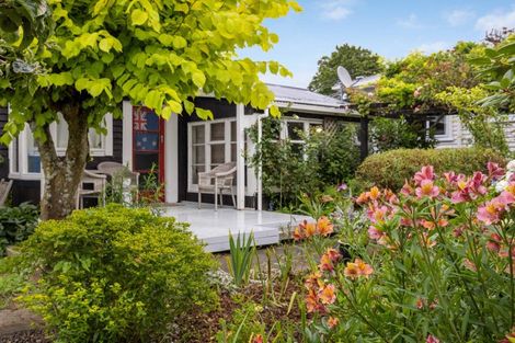 Photo of property in 82 Brecon Road, Stratford, 4332