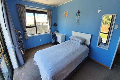Photo of property in 16 Stirling Drive, Greymouth, 7805