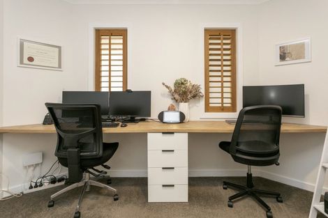 Photo of property in 19 Montgomery Crescent, Kinloch, Taupo, 3377