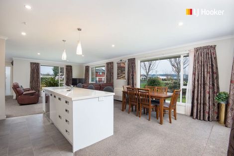 Photo of property in 8 Centre Street, Mosgiel, 9024