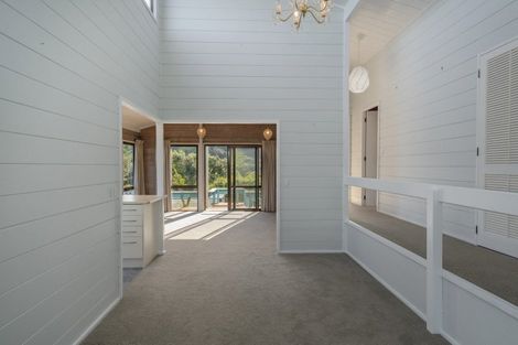 Photo of property in 13 Punga Place, Whitianga, 3510