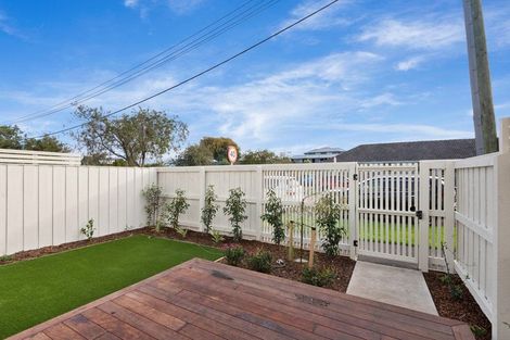 Photo of property in 1/182 Edgeware Road, Edgeware, Christchurch, 8013