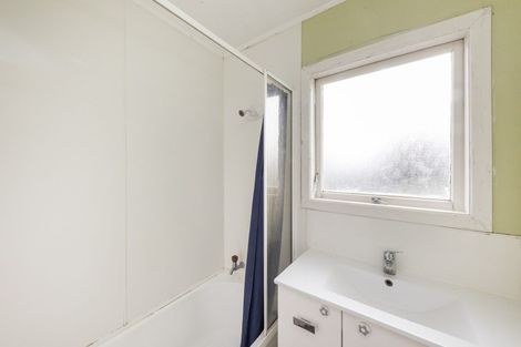 Photo of property in 88 Apollo Parade, Milson, Palmerston North, 4414