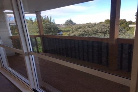 Photo of property in 171a Royal Road, Massey, Auckland, 0614