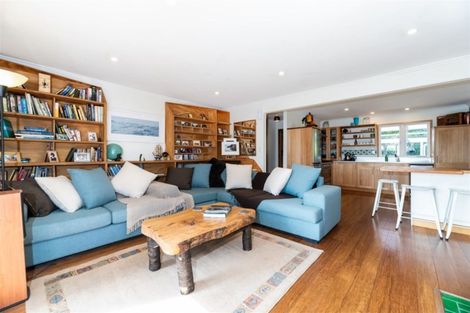 Photo of property in 136 Piha Road, Piha, New Lynn, 0772