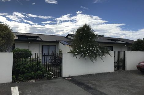Photo of property in 33l Peverel Street, Riccarton, Christchurch, 8011