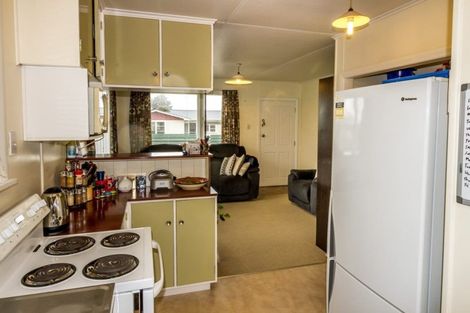 Photo of property in 2 Lockhart Avenue, Milson, Palmerston North, 4414