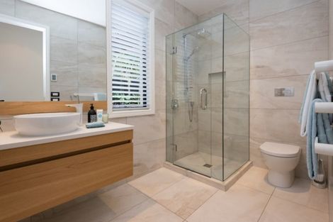 Photo of property in 88 Cockle Bay Road, Cockle Bay, Auckland, 2014