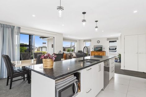 Photo of property in 11 Hass Drive, Ohauiti, Tauranga, 3112