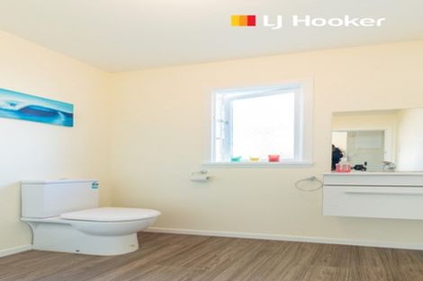 Photo of property in 16 Crest Street, Tainui, Dunedin, 9013