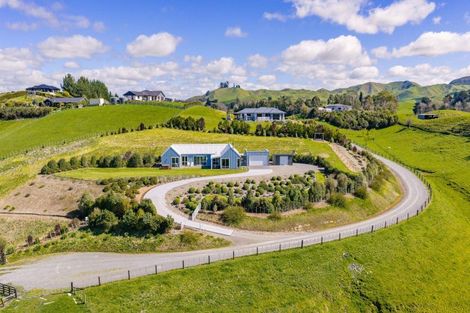 Photo of property in 45 Highlands Drive, Waipawa, 4277