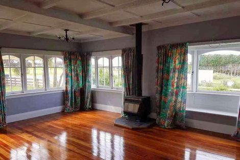 Photo of property in 47 Karioitahi Road, Waiuku, 2683