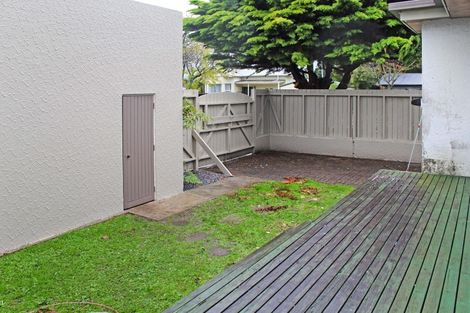 Photo of property in 303 College Street, West End, Palmerston North, 4410