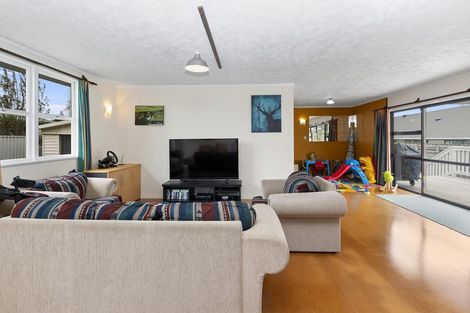 Photo of property in 93 Mcleod Road, Te Atatu South, Auckland, 0610