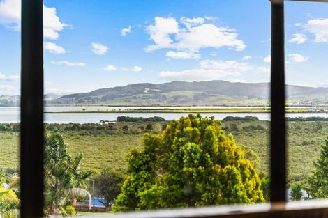 Photo of property in 19 Raumati Crescent, Onerahi, Whangarei, 0110