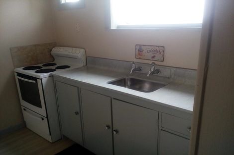 Photo of property in 28 Palmerston Street, Westport, 7825