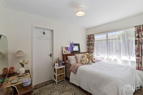 Photo of property in 1/14 Ti Nana Crescent, Henderson, Auckland, 0610