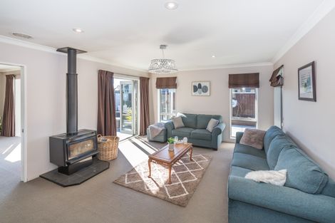 Photo of property in 26 Henley Close, Rolleston, 7614